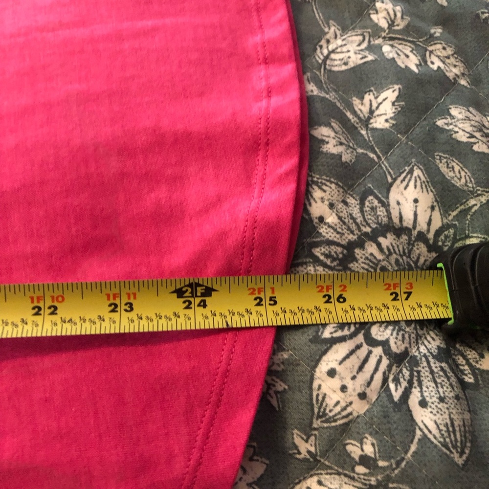 Crown & Ivy Pink Ruffle Sleeve Top NWOT - Picture 4 of 9